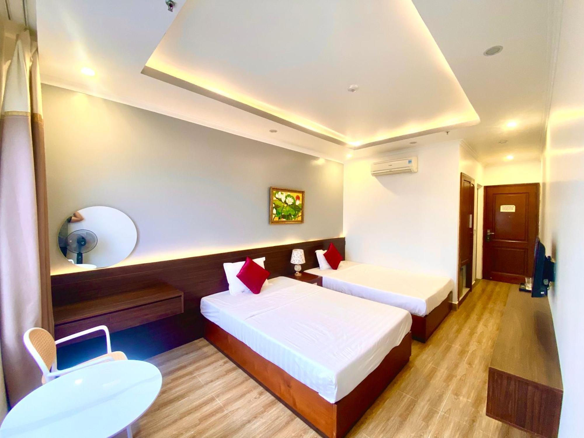 Dolphin Hotel Chan Chau エクステリア 写真